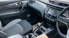 Nissan Qashqai 1.3 DiG-T N-Connecta 5dr Petrol Hatchback